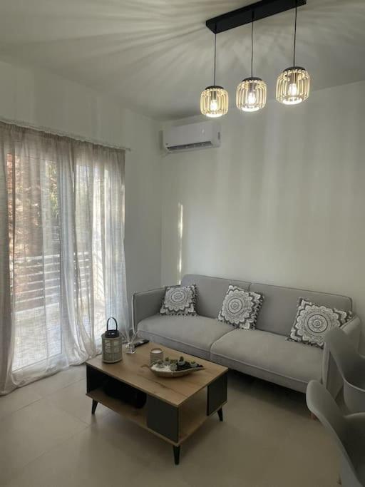 Villa Helio Kineta 外观 照片